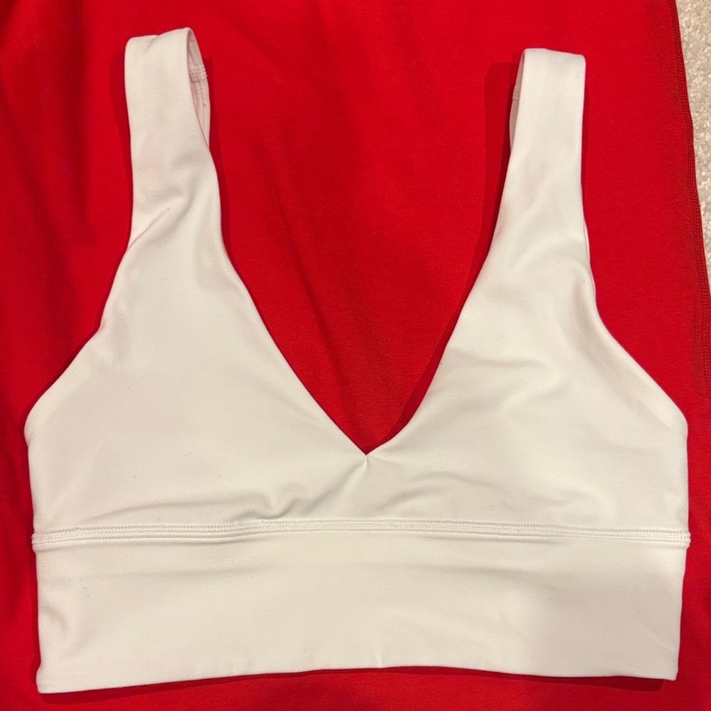 Lululemon Align V-Neck Bra